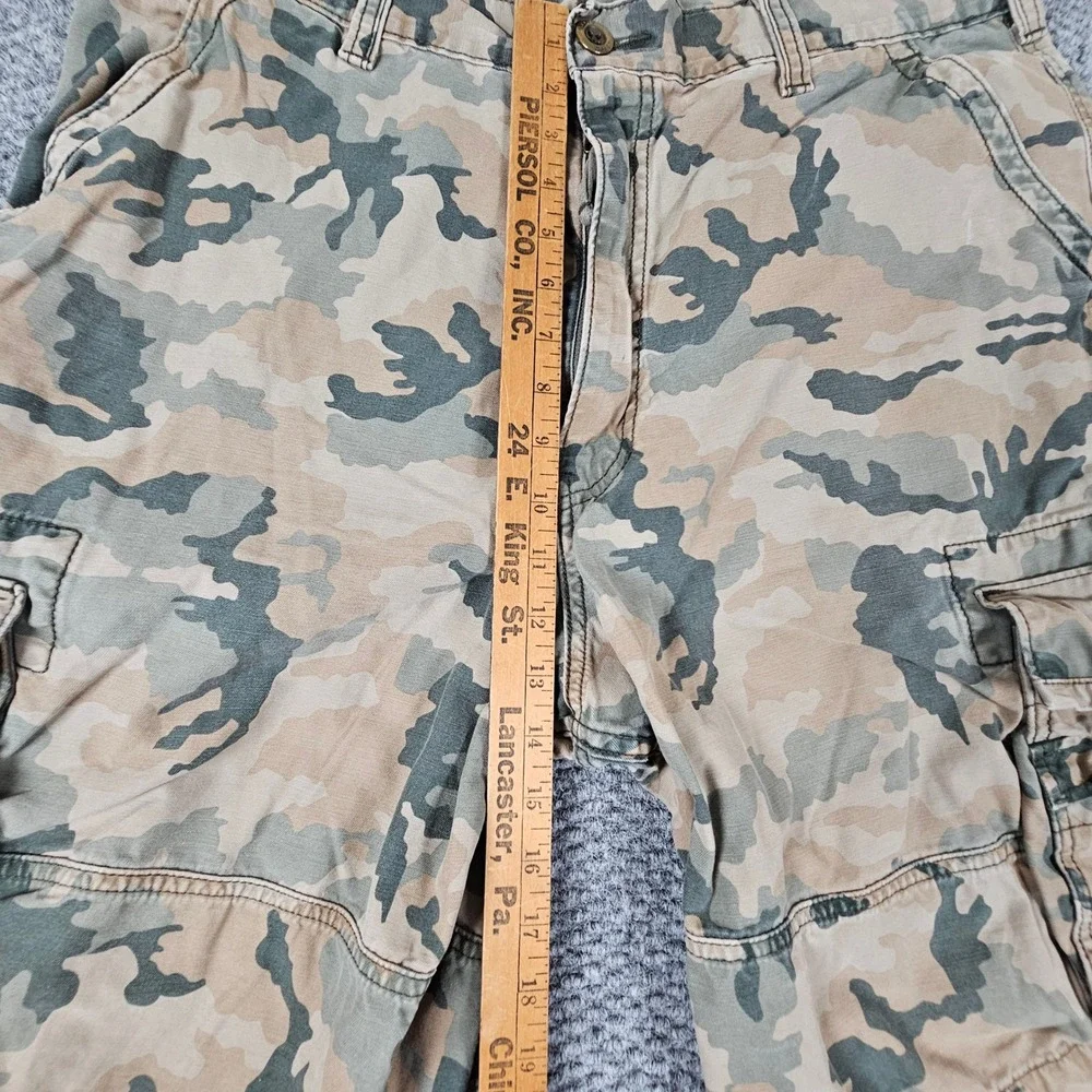 Levis Mens Desert Camo Baggy Cargo Shorts Size 38 Tan Green Camouflage‎